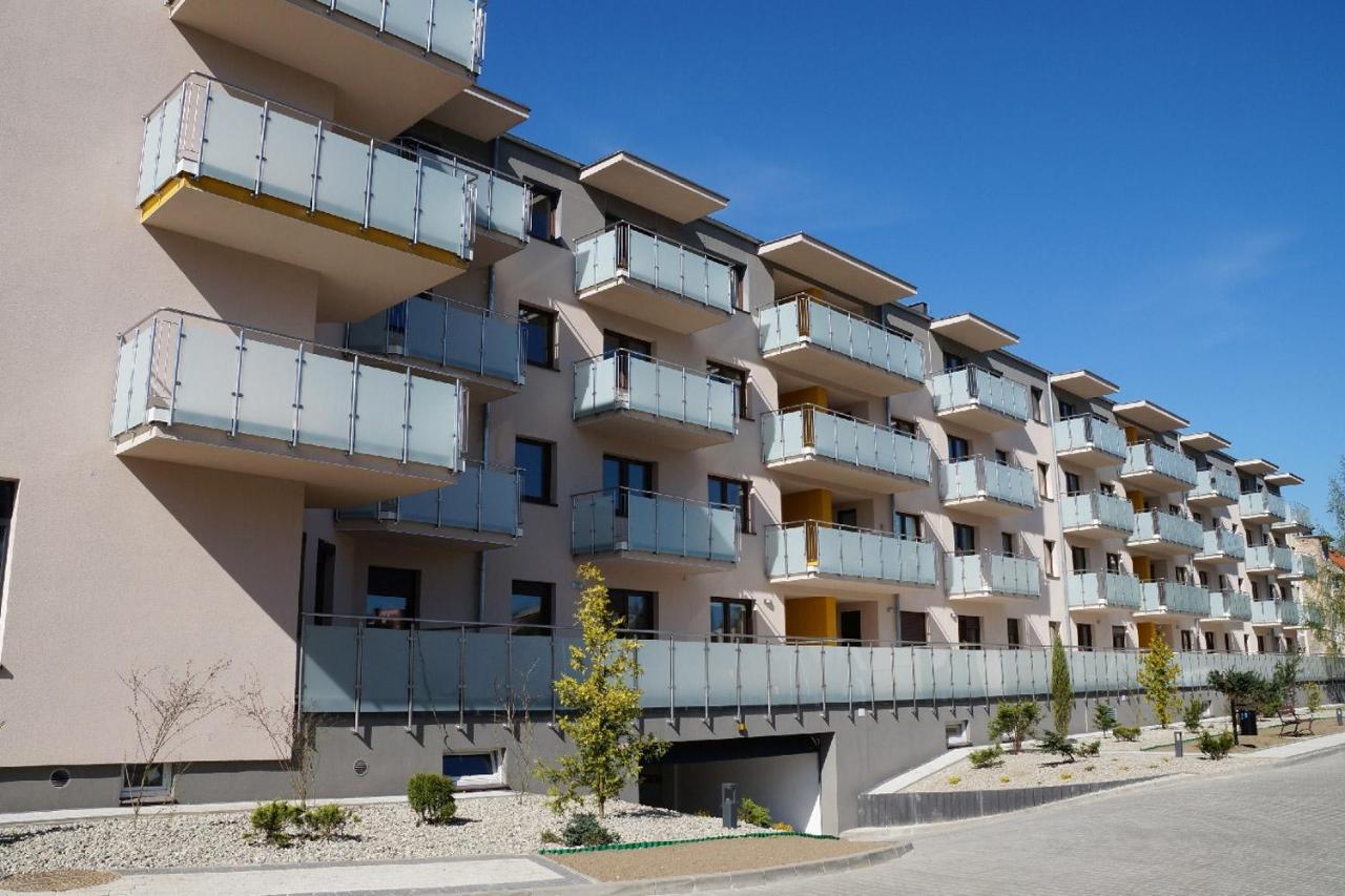 Apartament Osiedle Jelonka Apartman Jelenia Góra Kültér fotó